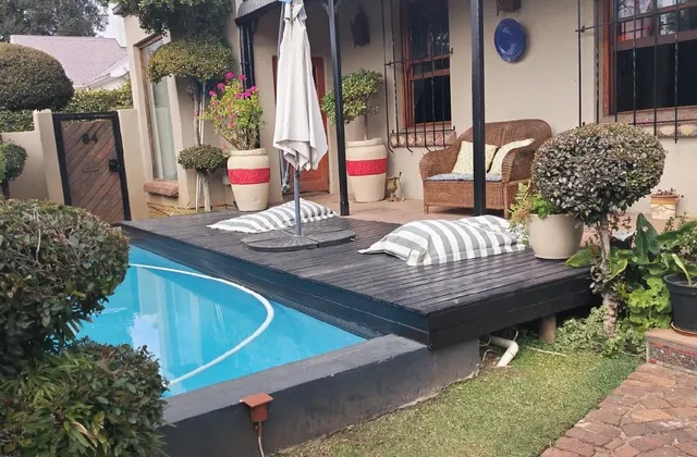 84 on 4th Guest House