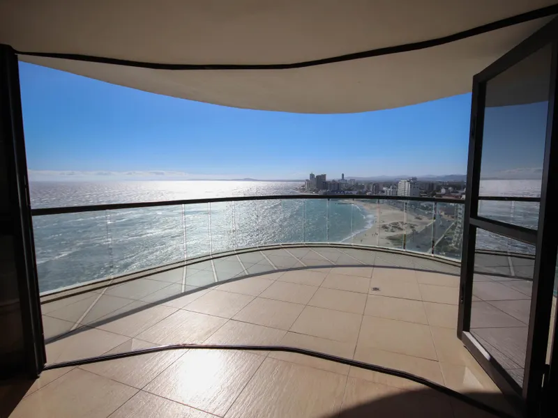 Unparalleled views of the Falsebay Ocean