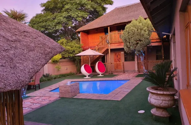 LAUREN PALACE GUESTHOUSE