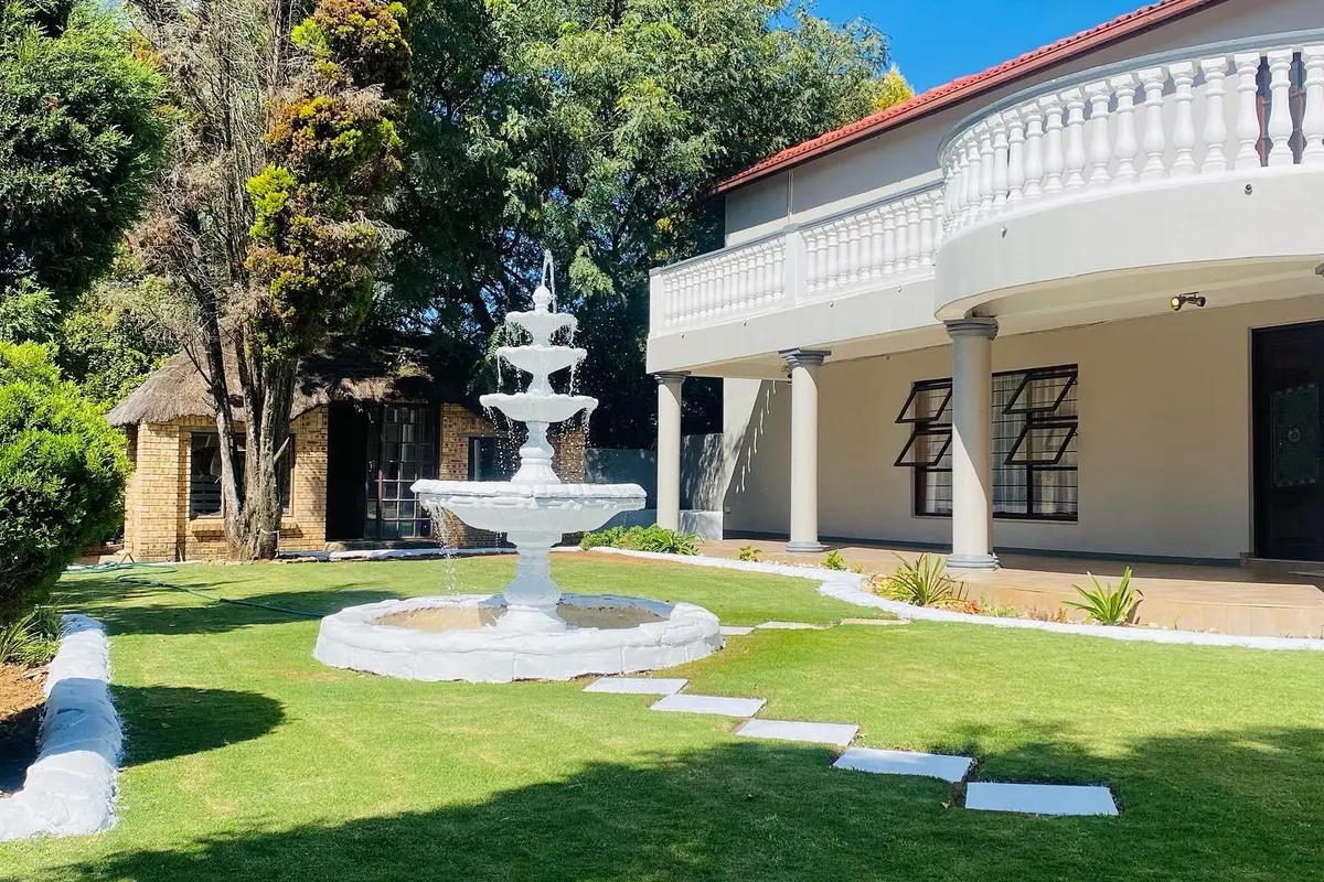 Airport Royal Guest House