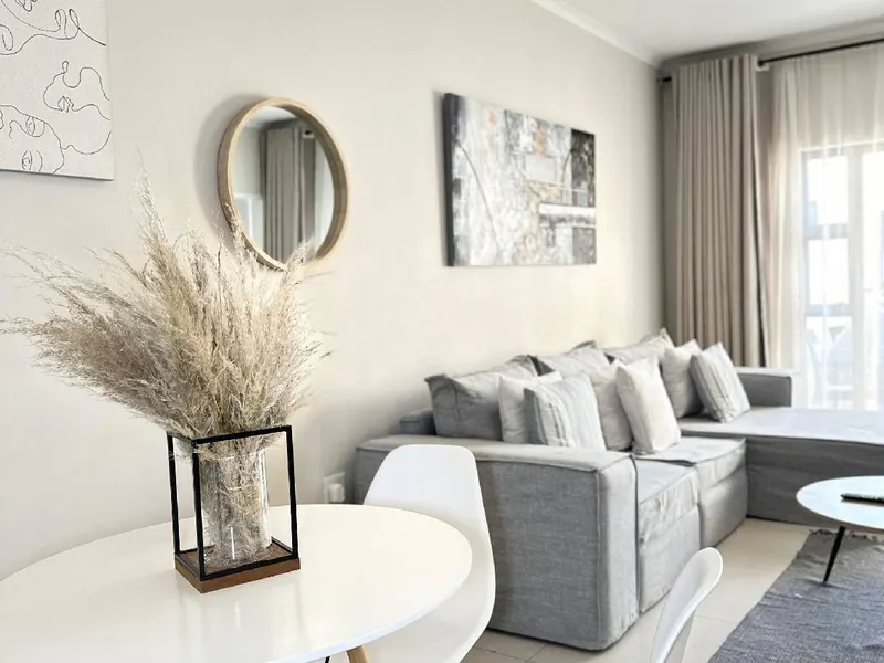 Humble Abode - 93 On New - Midrand