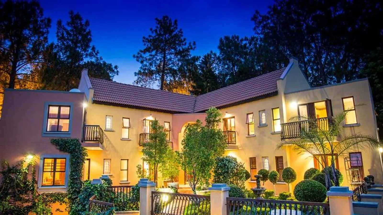 Mont Dor Bohemian House