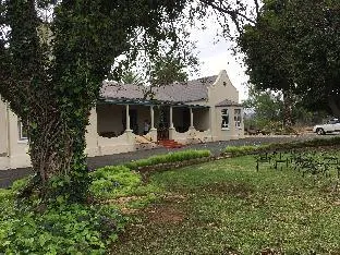 Roode Bloem Farm House