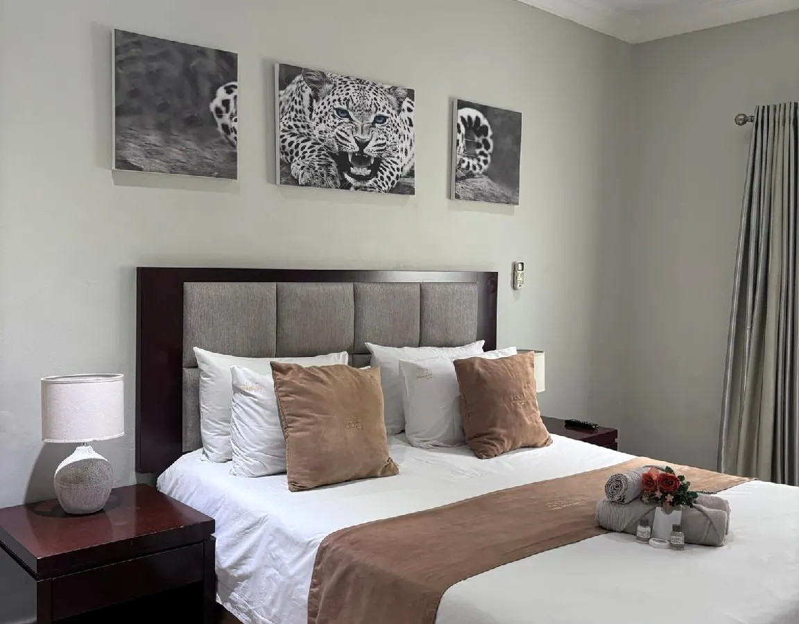 The Pillows Suites Guest House