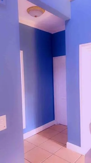 Or Tambo Airport Holiday Home