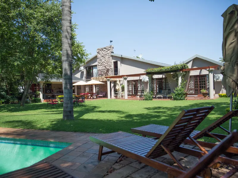 MacGregors Guest House