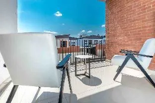 Elegant & Spacious with Back-up & Uncapped Wi-Fi