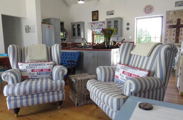 spacious and tastefully decorated holiday home