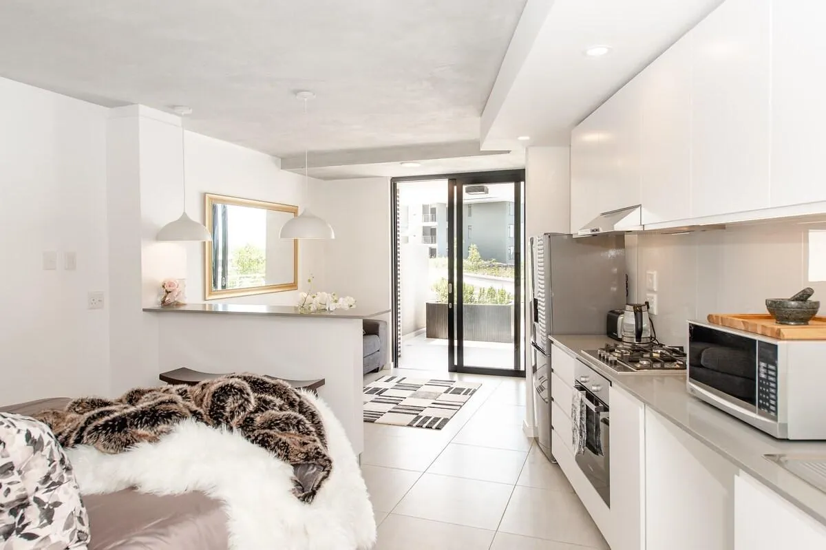 Studio W107 Coral Point