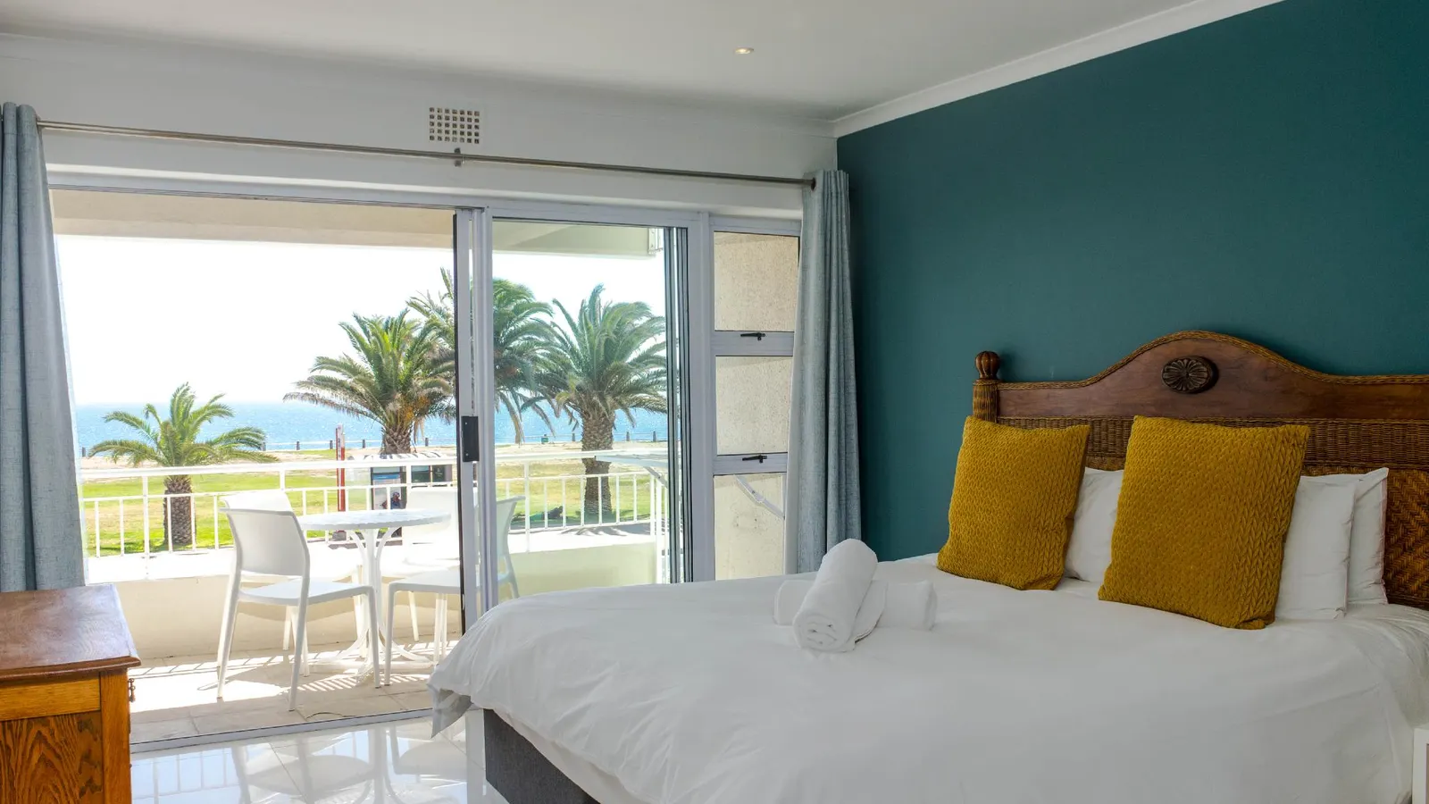 First floor with beautiful sea view