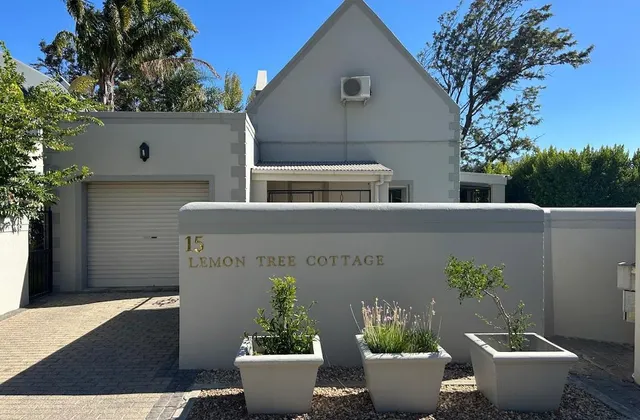 Lemon Tree Cottage a Charming Self-catering house