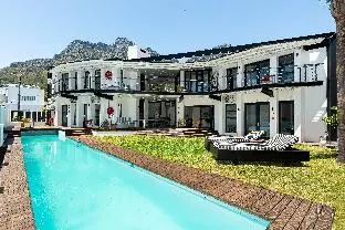 Neighbourgood 1st Crescent