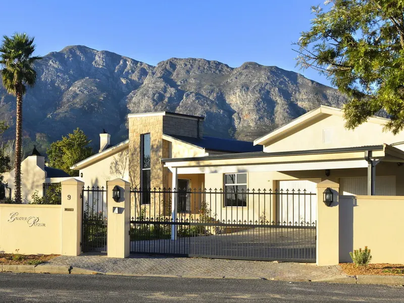 Petit & Grande Plaisir Self-Catering Guesthouse