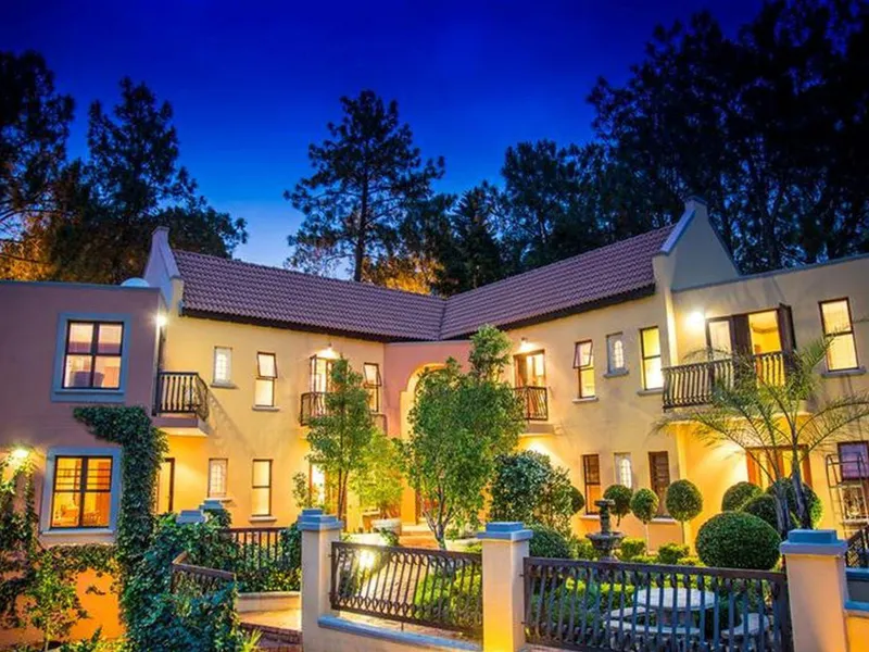 Mont Dor Bohemian House