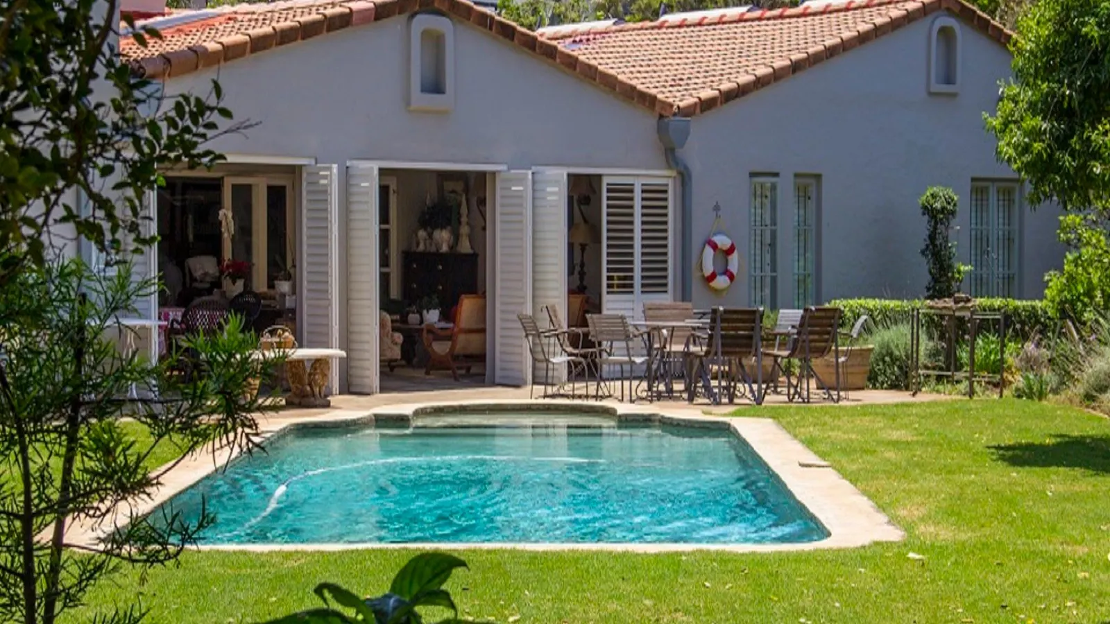 Maison H Guest House