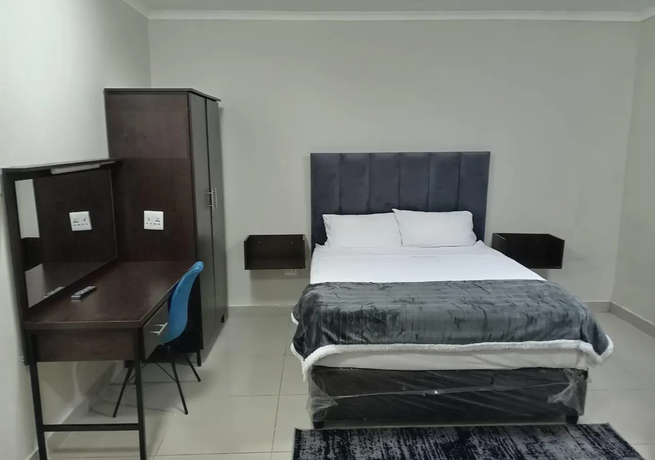 UNICITI 121 WESTSTREET