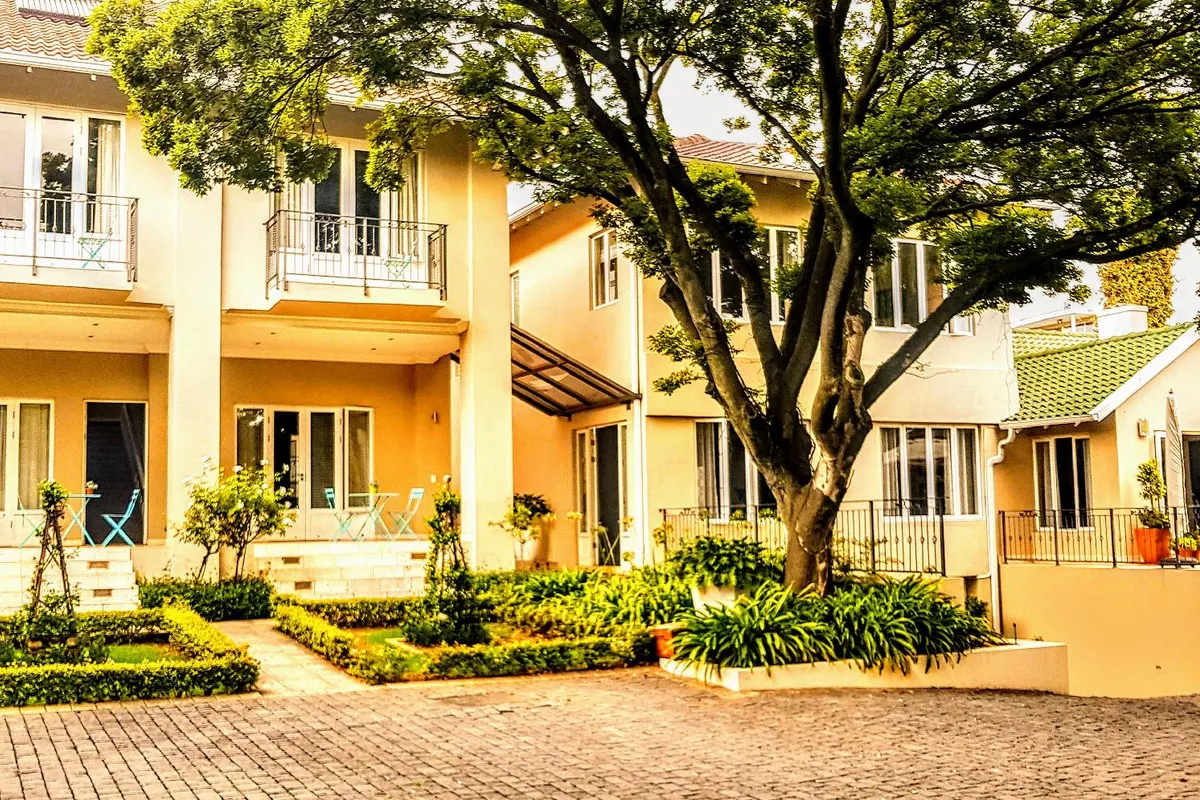 Q on First Guesthouse