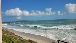 Seaside Retreat in Langebaan with BBQ