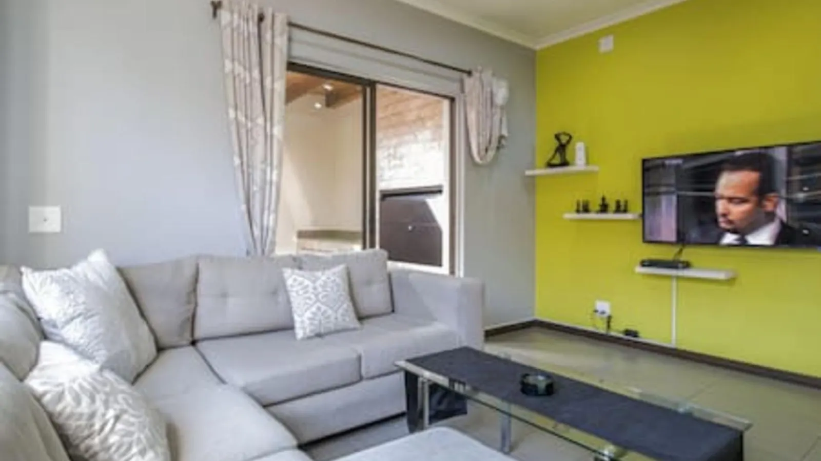 Howard Davis 28A by CTHA