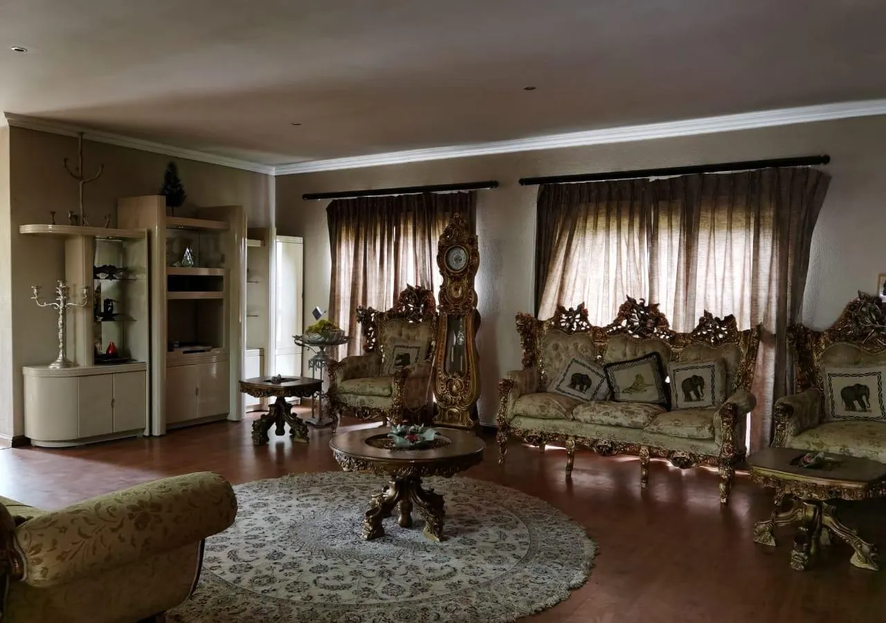 Equator Palace Lodge