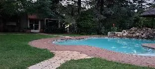 SILKEN TRAP GUEST HOUSE