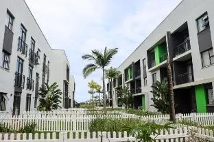 Elihle GuestHouse @BallitoGroves