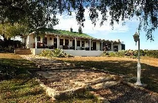 Leeuwenbosch Shearers Lodge