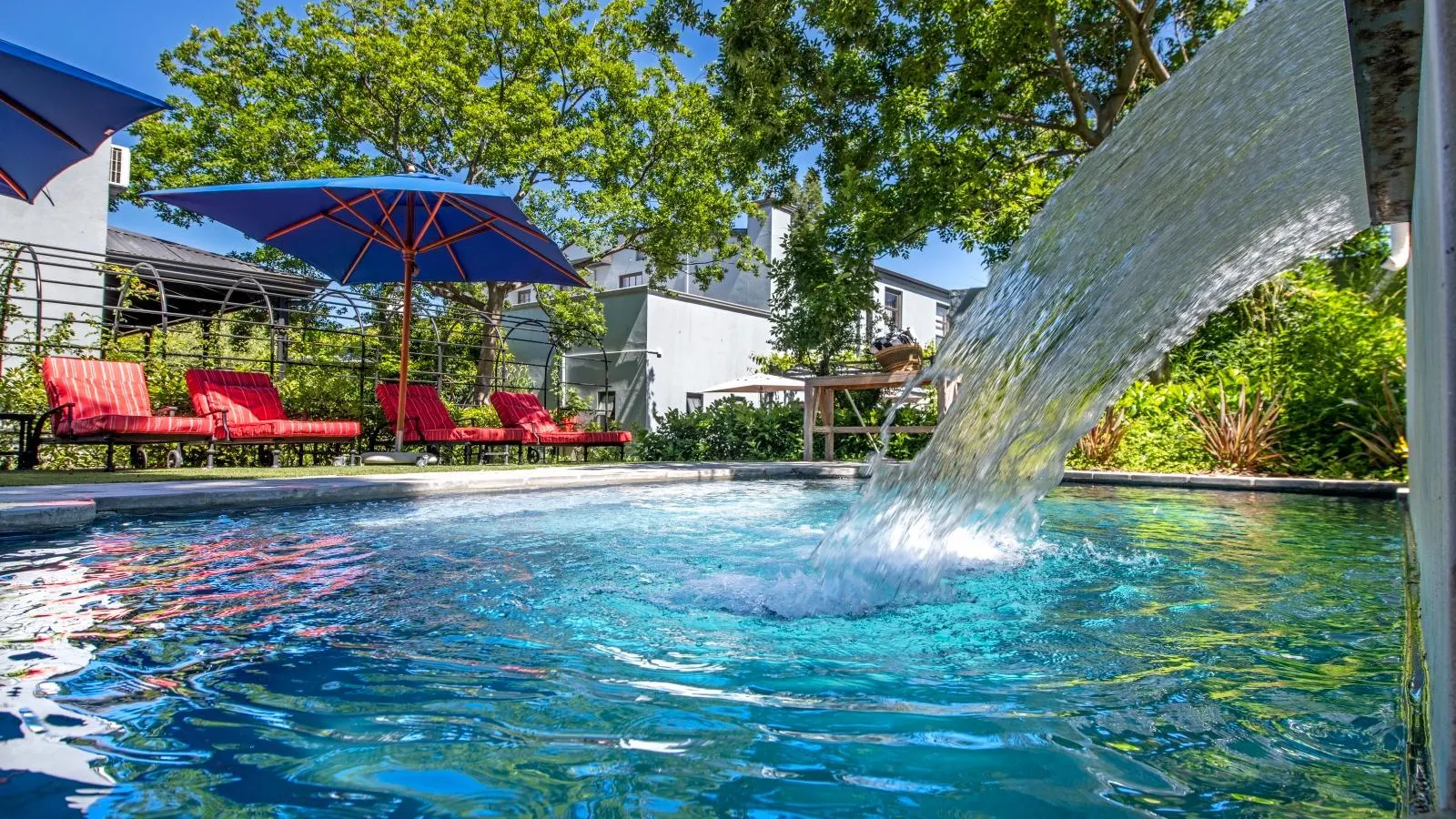 La Fontaine Guest House