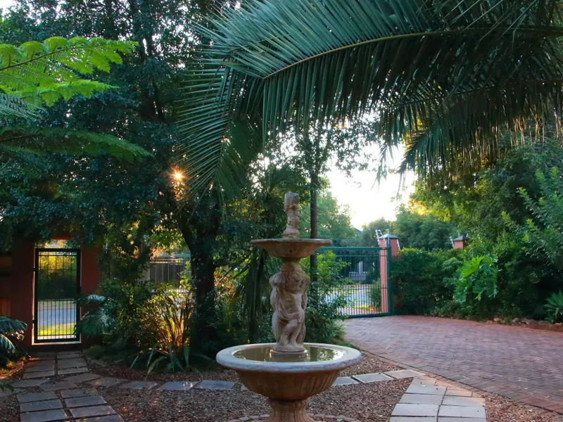 Rozendal Guest House