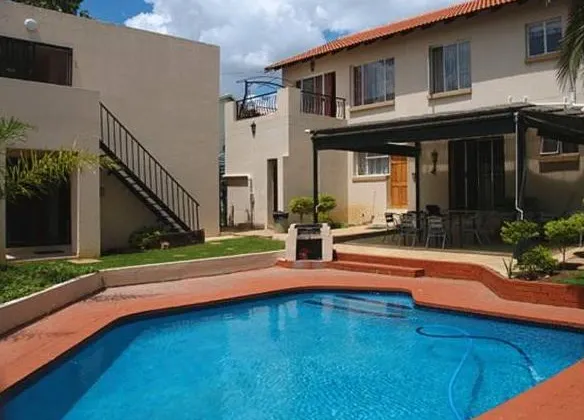 Louhallas Accommodation