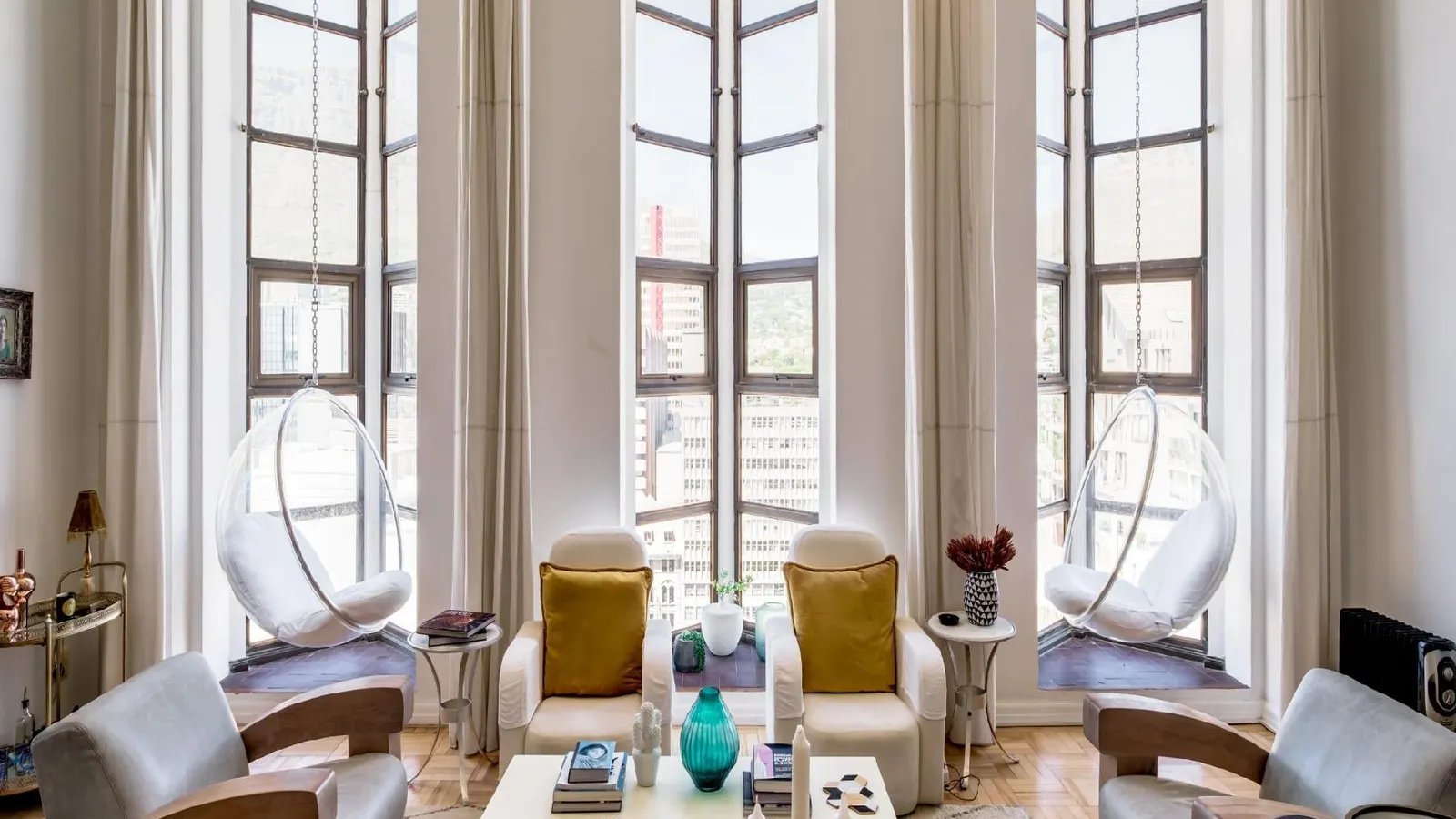 Splendid Art Deco Loft in the Heart of Cape Town