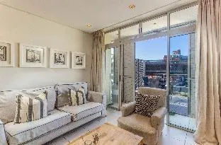 De Waterkant Studio Apartment - fully furnished and equipped