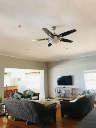 Coral Tides -18 sleeper – photo 4, Entire House in Port Shepstone