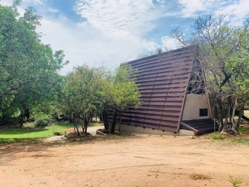 Luxury Villa with Heated Pool