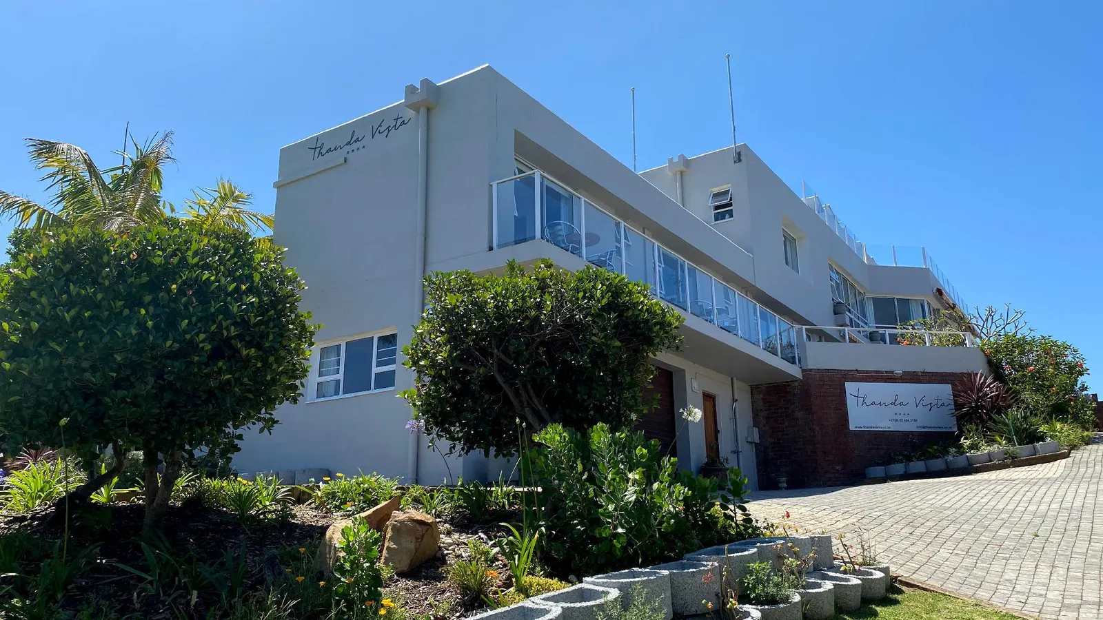 Thanda Vista B and B