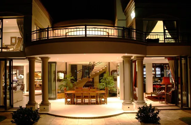 Casa Flora Guesthouse