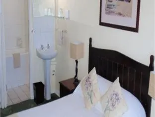 Parade Hotel image 6