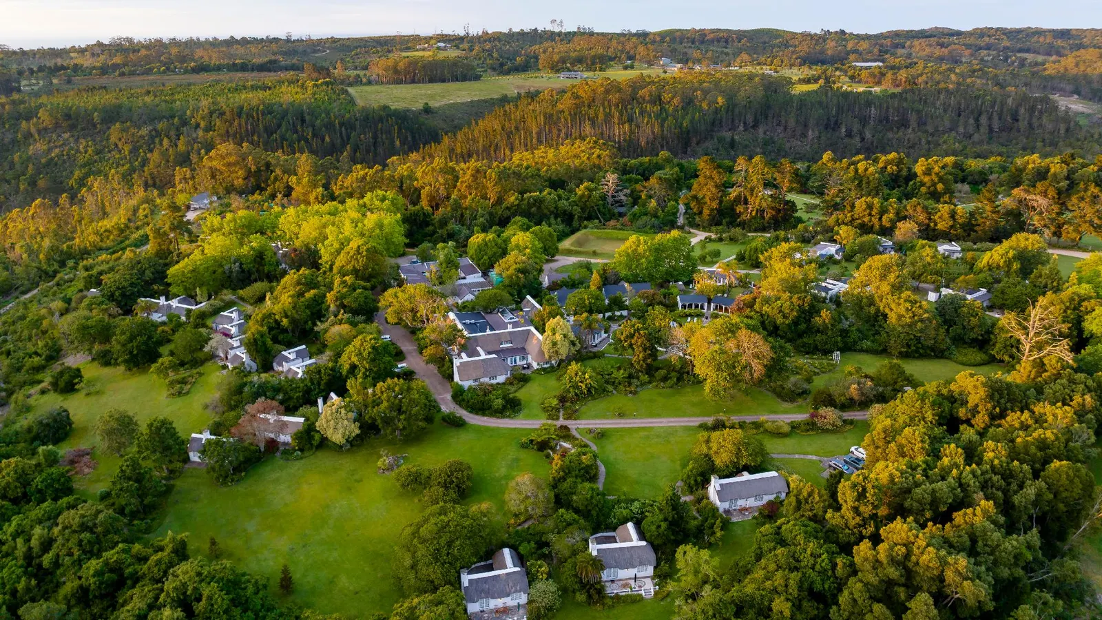 Hunters Country House