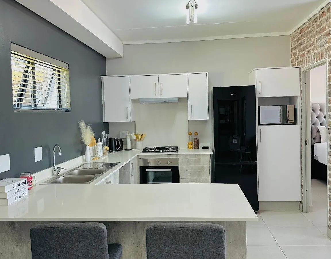 Lethukukhanya Luxury Apartment 