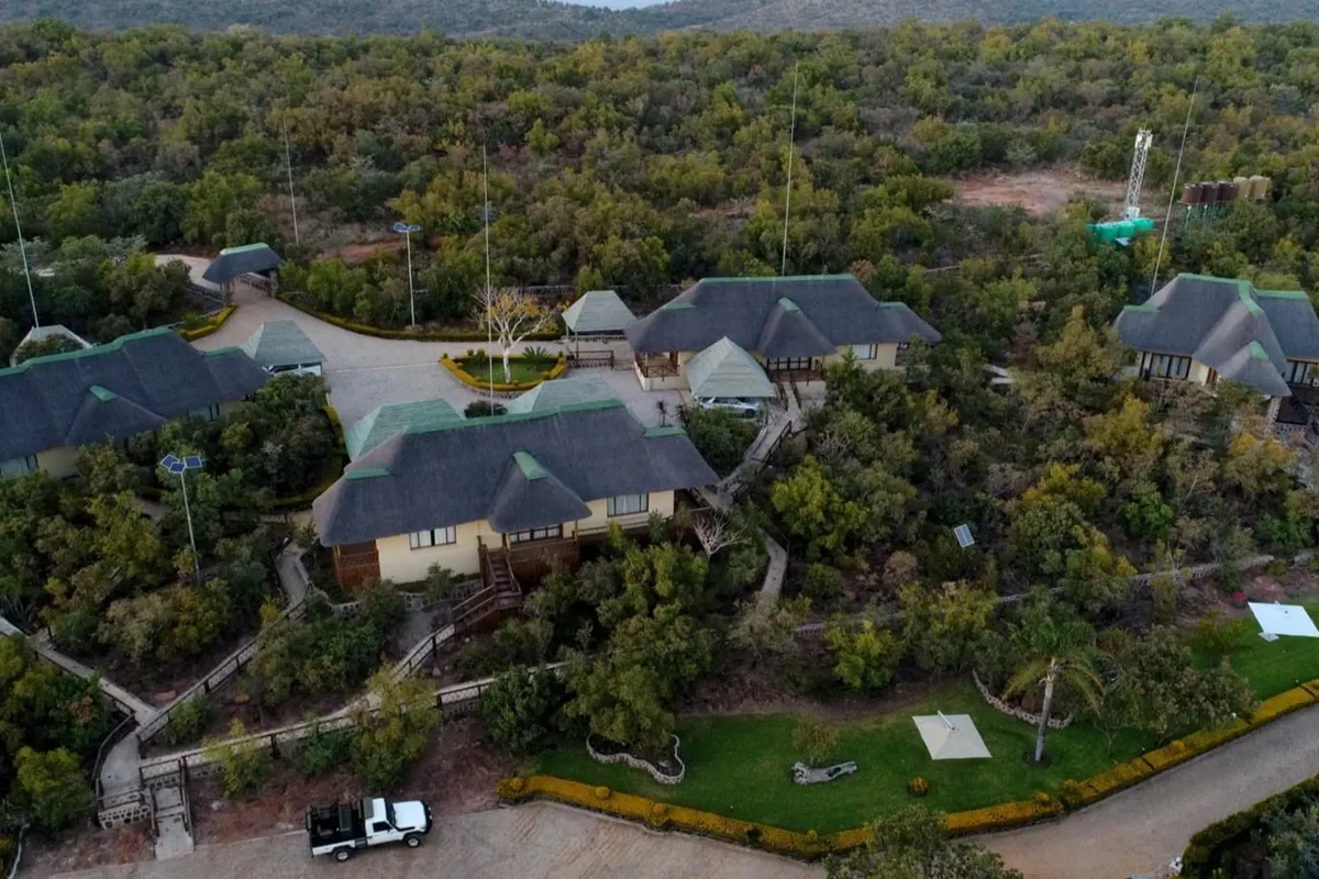 Mmakuba Private Game Lodge 