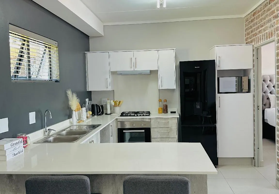 Lethukukhanya Luxury Apartment 