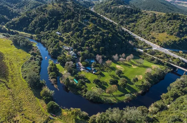 Blackwaters River Lodge