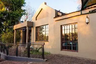 Ruth Avenue Guesthouse