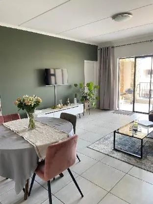 Luxury 2 Bed Apartment in Kikuyu Waterfall City – exterior or main view, Johannesburg