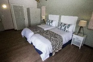 Little Rock Guesthouse – photo 2, Bed and breakfast in Jongensfontein