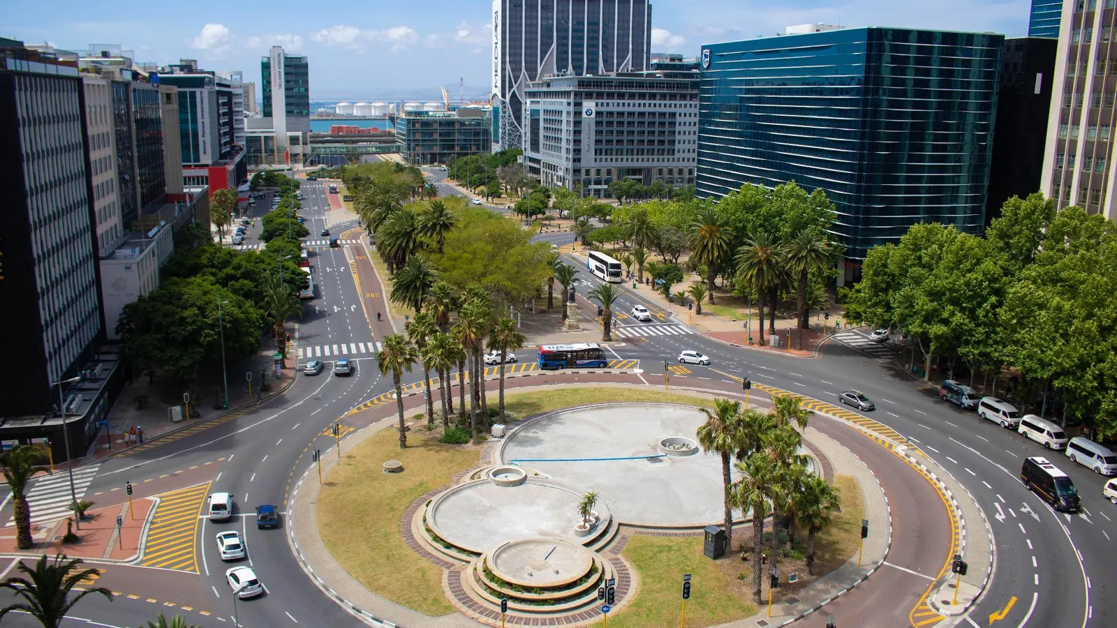 Heriot woncom city apartments  Studio 10.4