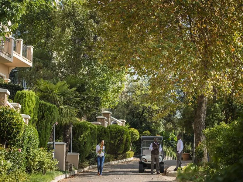 Four Seasons Hotel Westcliff