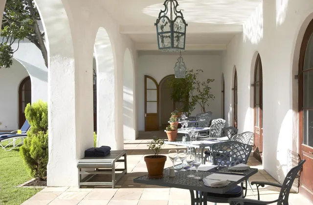 The Marine-Hermanus Hotel