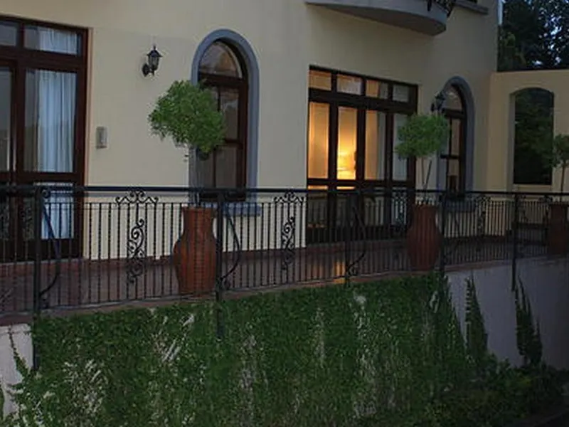 Ambonnay Terrace Guest House