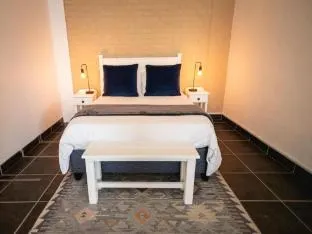 Four Seasons Struisbaai